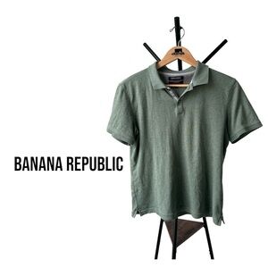 BANANA REPUBLIC Luxury Soft Henley | Olive Green | Men’s Small Women’s Medium